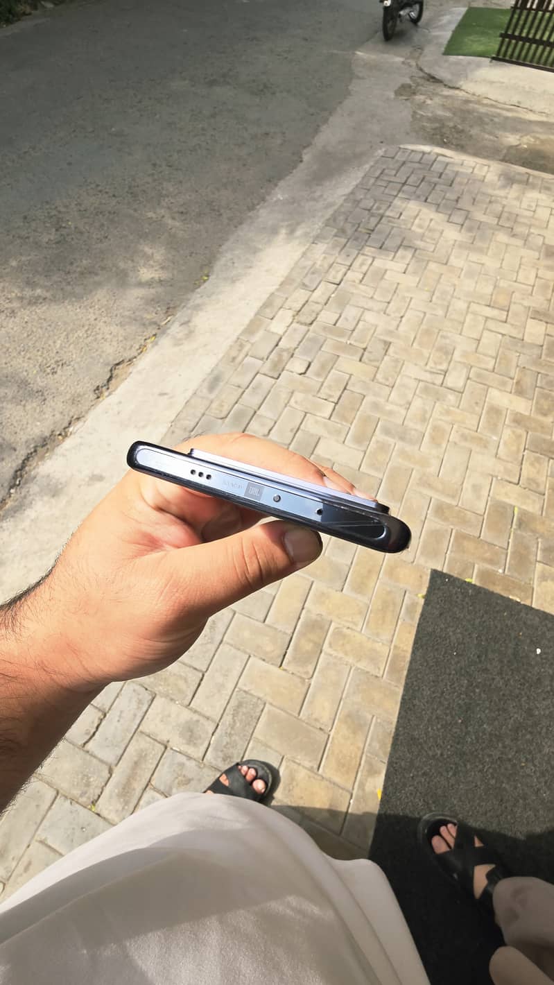 Infinix Note 40 Pro +5G 4