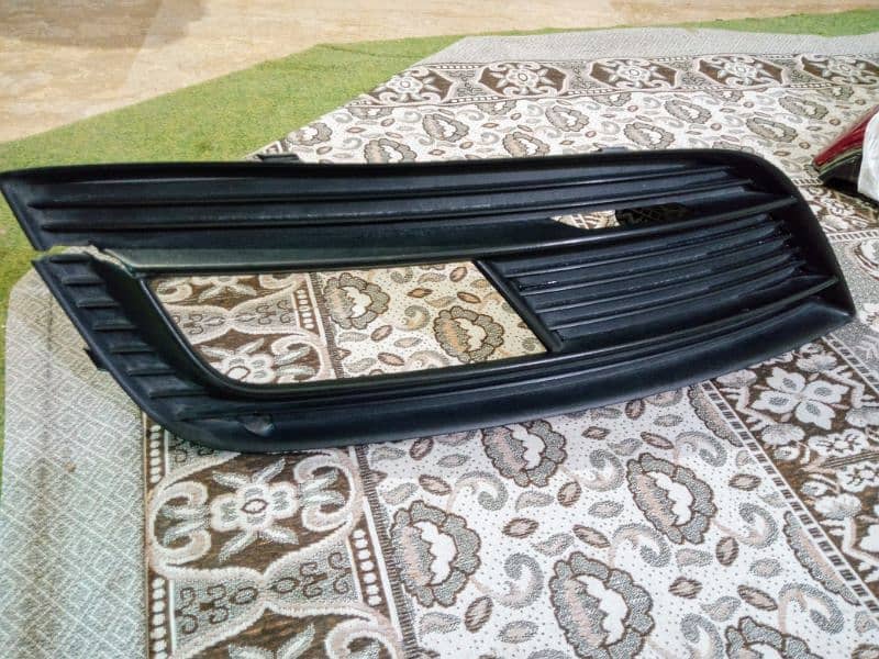 Audi A4 Front Bumper Halogen Right Passenger side Fog Light (Damaged) 5