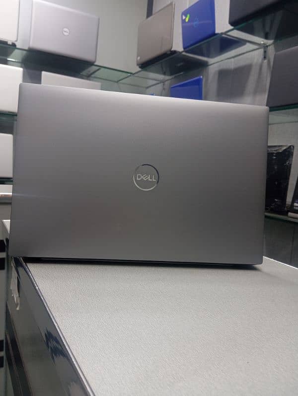 AL Raheem Computers(DELL Precision 5750  i7 10th Gen 16/512 6 GB Card 2