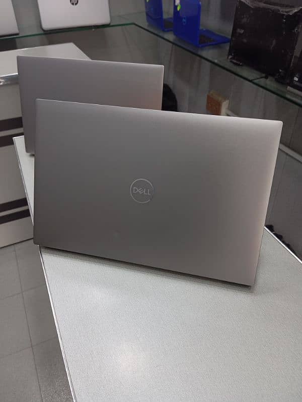 AL Raheem Computers(DELL Precision 5750  i7 10th Gen 16/512 6 GB Card 15
