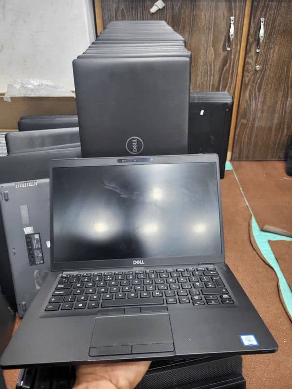 Dell Latitude 5400 Core i5-8th Generation 8GB/256GB 0