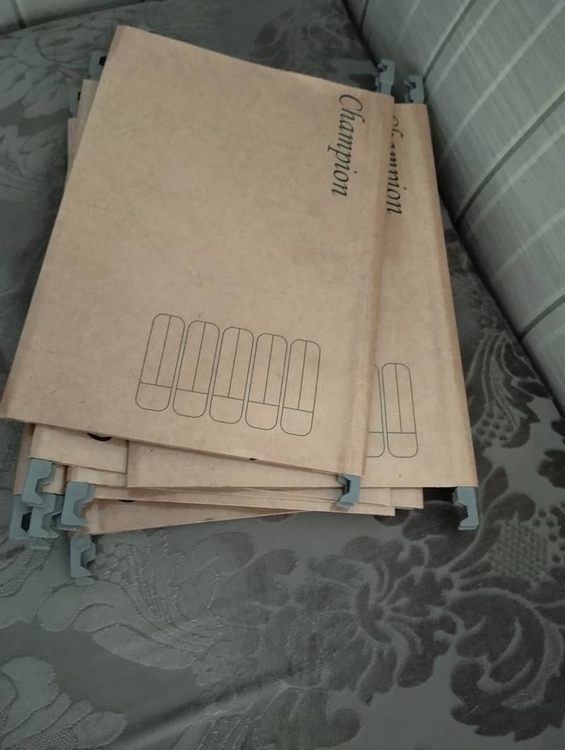 Interwood table defective 4
