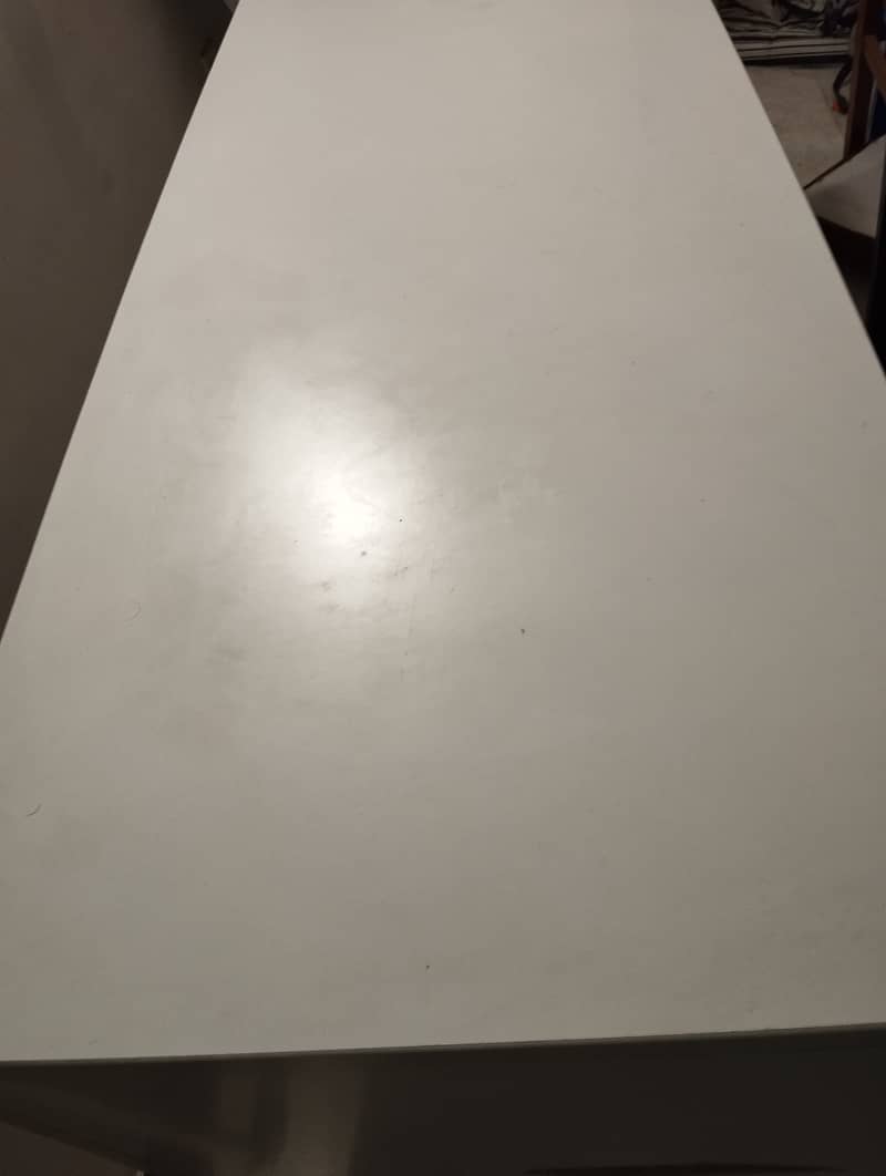Interwood table defective 6