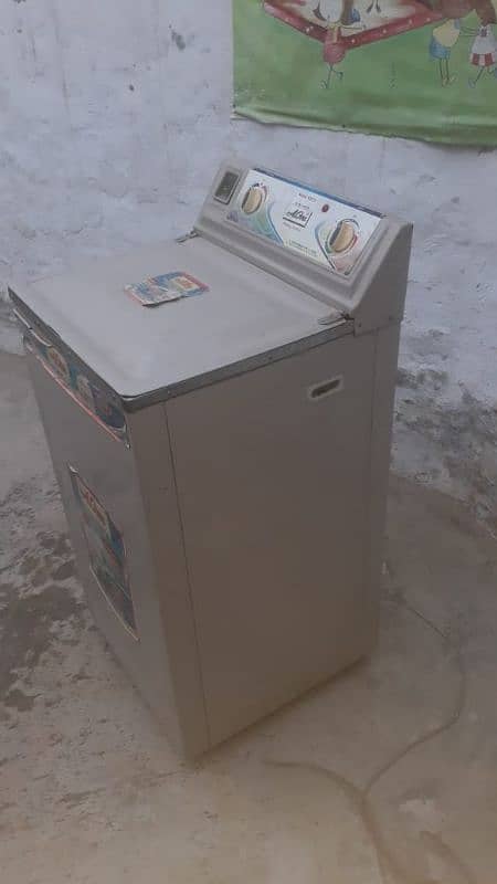 Washing machine for sale just because of need urgent money 1