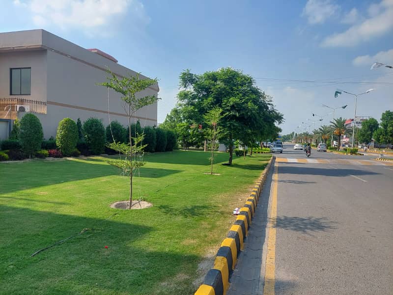 All Dues Clear Ruda Charges Paid, Possession Charges Are Paid, Ready To Construct Plot Is Available For Sale In Crystal Block Of Park View City Lahore 0