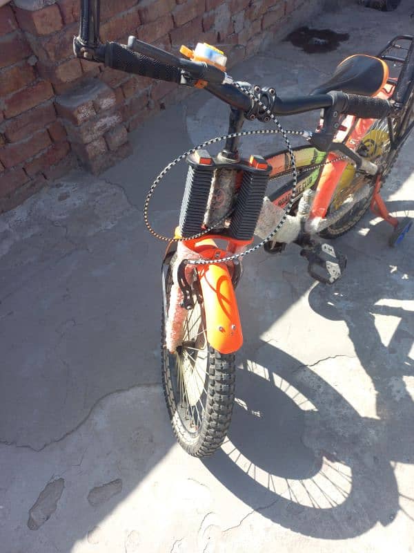 bike bicycles new condition only call kuch din Istamal hoi hai 9