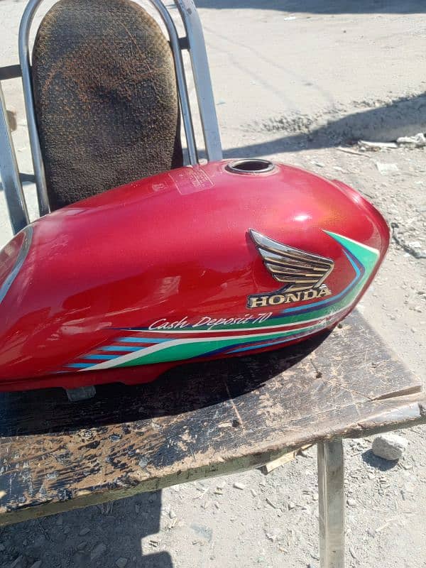 Cd 70 model 2017 orignal buhat km use hwe j 0
