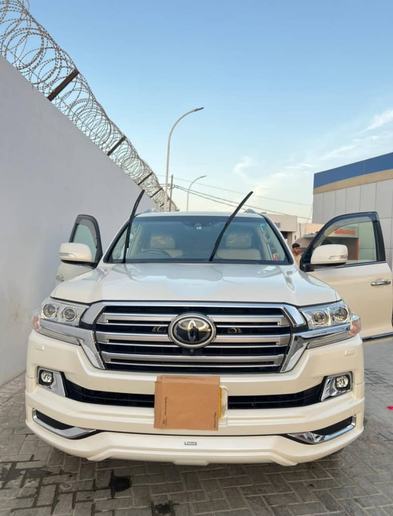 Rent A Car Land Cruiser V8 Fortuner Revo BMW Available In Multan 17