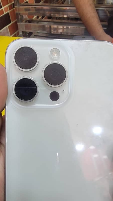 Iphone 15 pro max with box 5