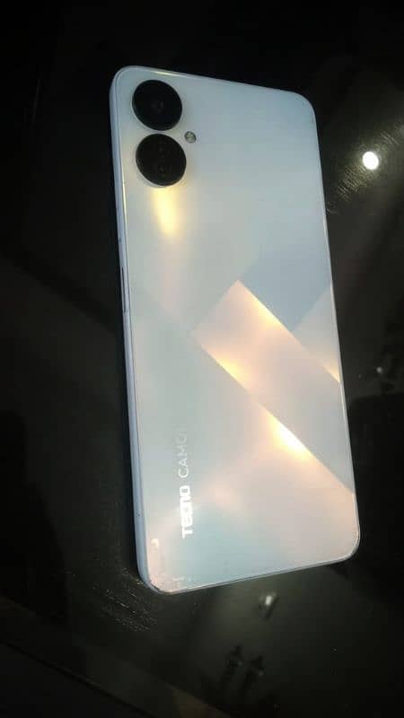 Tecno camom 19 neo 1