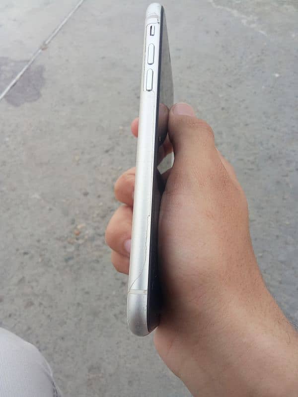 I phone 11 non pta 64GB 4