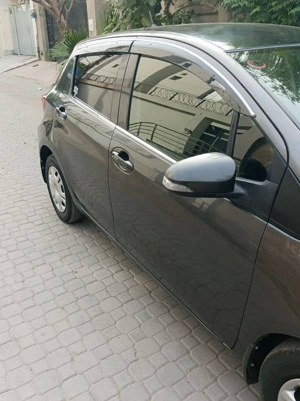 Toyota Vitz 2014 2
