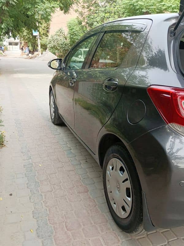 Toyota Vitz 2014 5