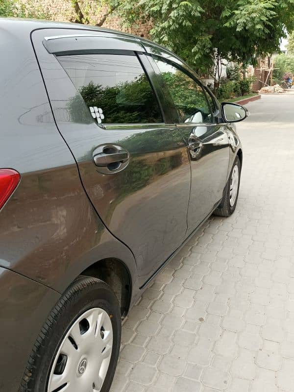 Toyota Vitz 2014 6