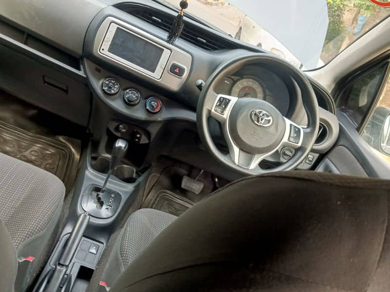 Toyota Vitz 2014 10