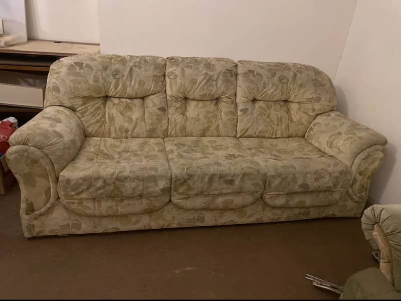 Beautiful Sofa set for sale 0