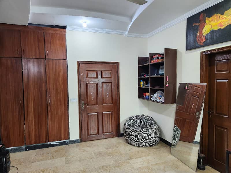 Hot Location Lavish House Available For Sale In Iqbal Park Adjusent To Dha Phase1 34