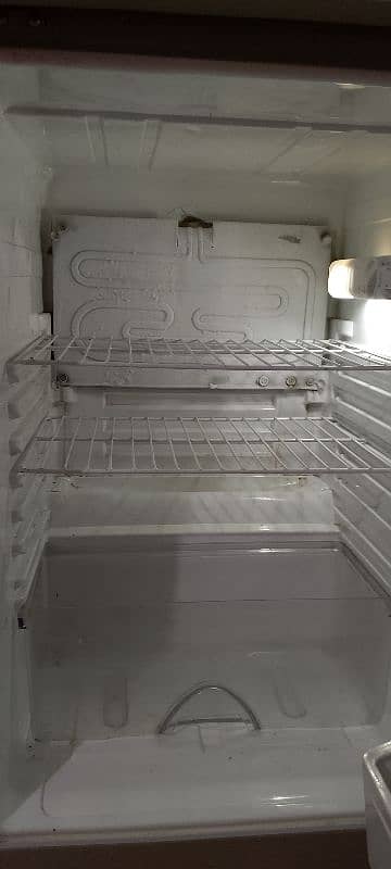 Dawlance small size fridge. 10/10 1