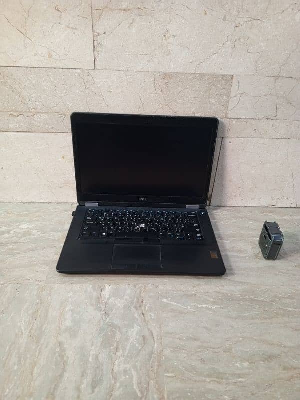 Dell core i5-6gen 8Gb DDR4 ram 512 NVMe windows 10 pro 16