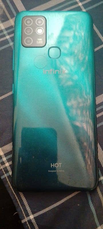 Infinix hot 10 green color 1