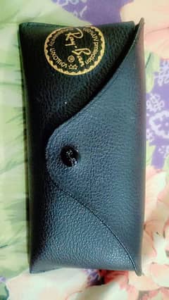 Ray-Ban