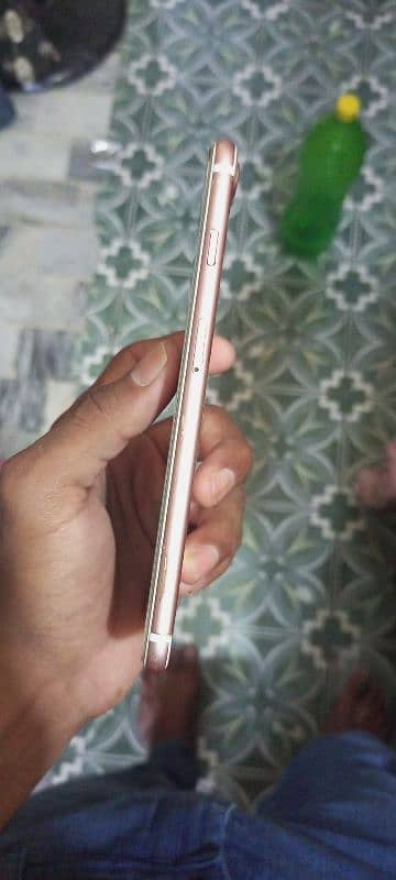 I phone 7 plus hai 256 gb pta approve 3