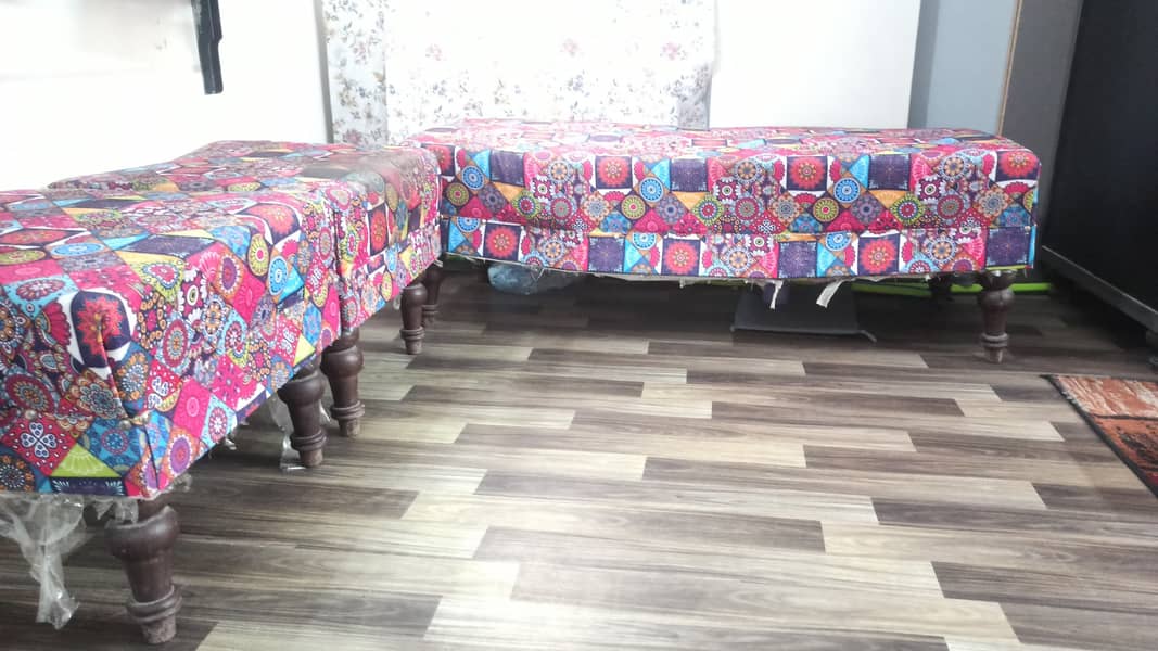Puffy set available for sale, 4 seater, 1 big, 2 single. 1