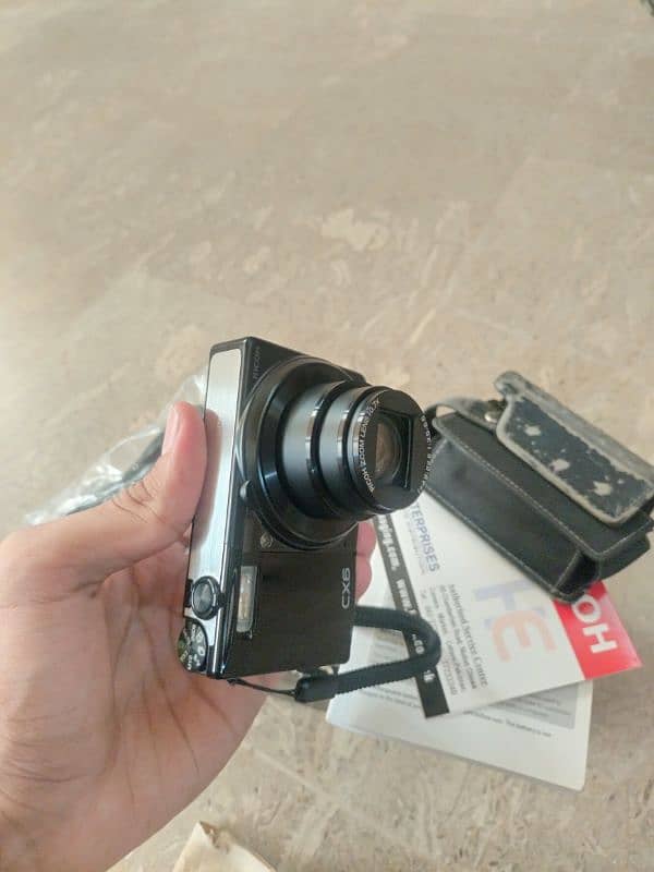 Digital Camera 0