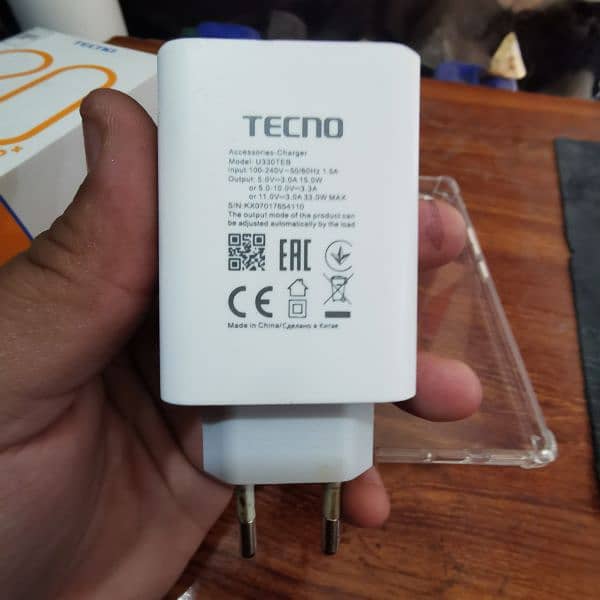 Tecno spark 20 pro+ 3