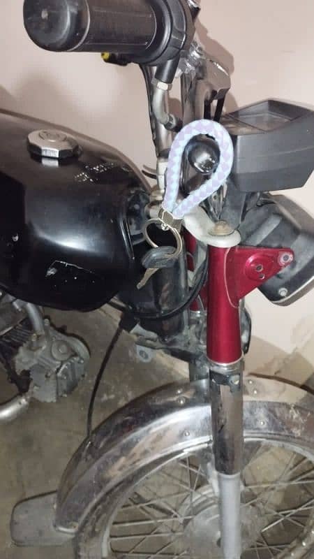 CD-70 2012 Model 3