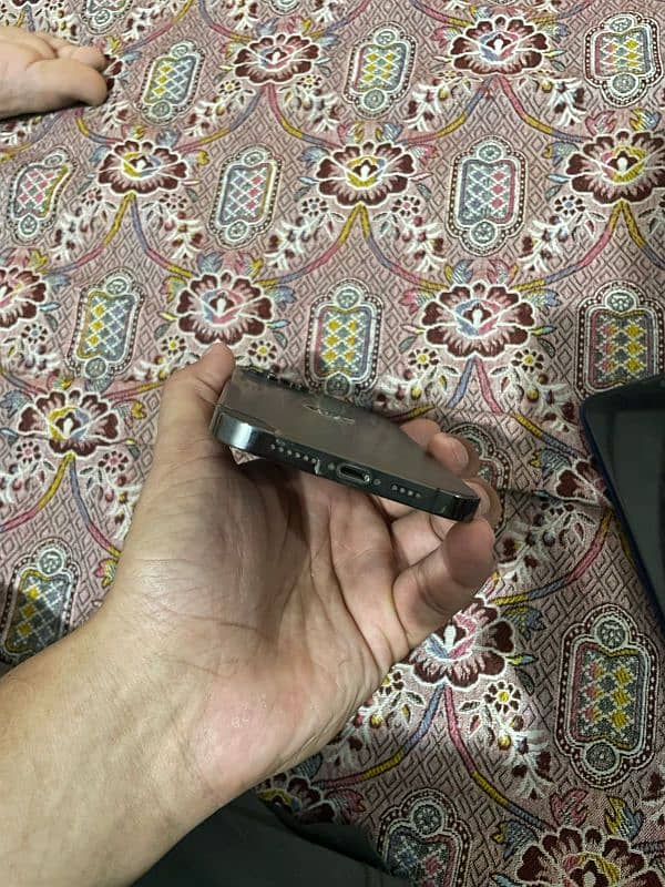 iphone 12 pro max jv 2