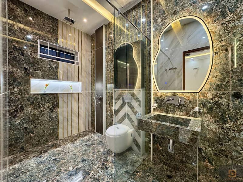 10 Marla House Available for Sale in Citi Housing Gujranwala 13