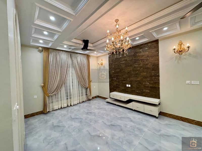 10 Marla House Available for Sale in Citi Housing Gujranwala 14