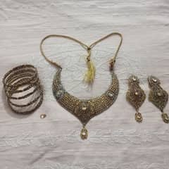 Artificial jewellery for wedding