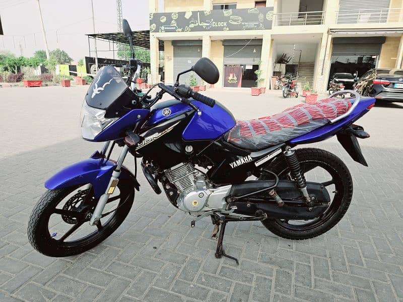 Yamaha YBR 125 Excellent 10/10 Condition Like New 0