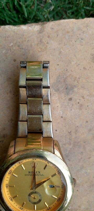 Raymond Swiss, Golden Watch 10