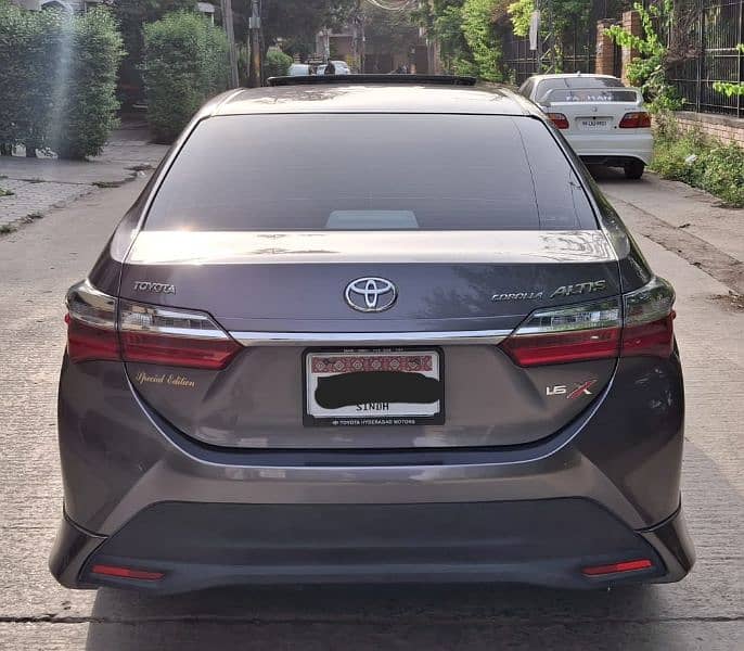 Toyota Corolla Altis 2022 full option top of line 1
