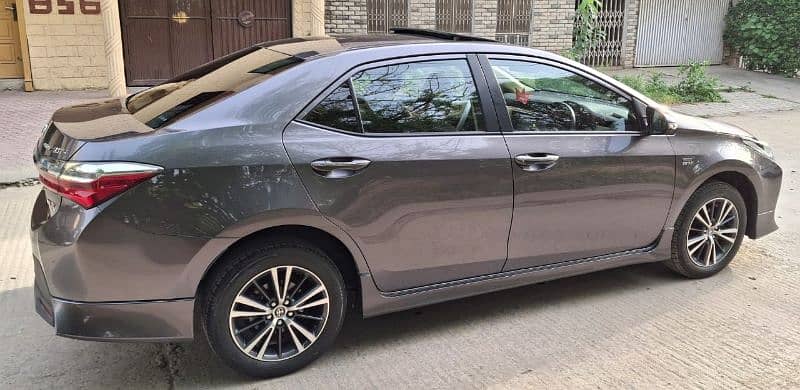 Toyota Corolla Altis 2022 full option top of line 2