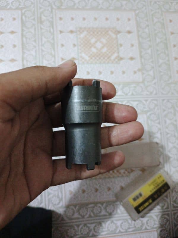 magnet opener and clutch box opener 3