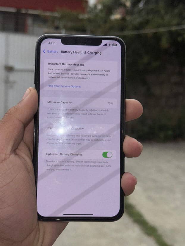 Iphone 11 pro max pta approved duel esim + Physical 7