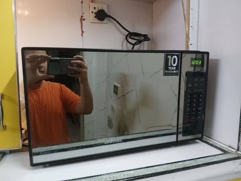 samsung microwave 1 year used without Box 0