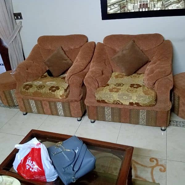 5 setar sofa set 4 Round mini Sofa Chair ya Puffy or full glass corner 1