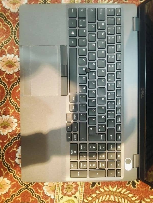 Dell latitude 5501   core i7 9th gen 0