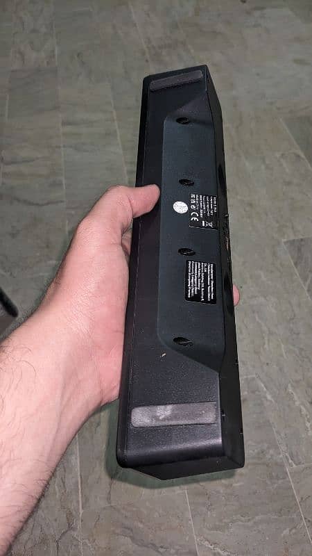 Wireless desktop speakr 2