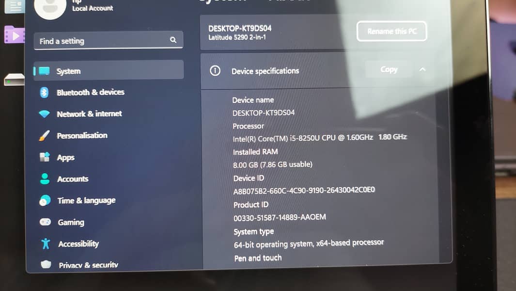 Dell Latitude 5290 2-in-1 i5 8th Gen  8/256 nvme touch screen 7