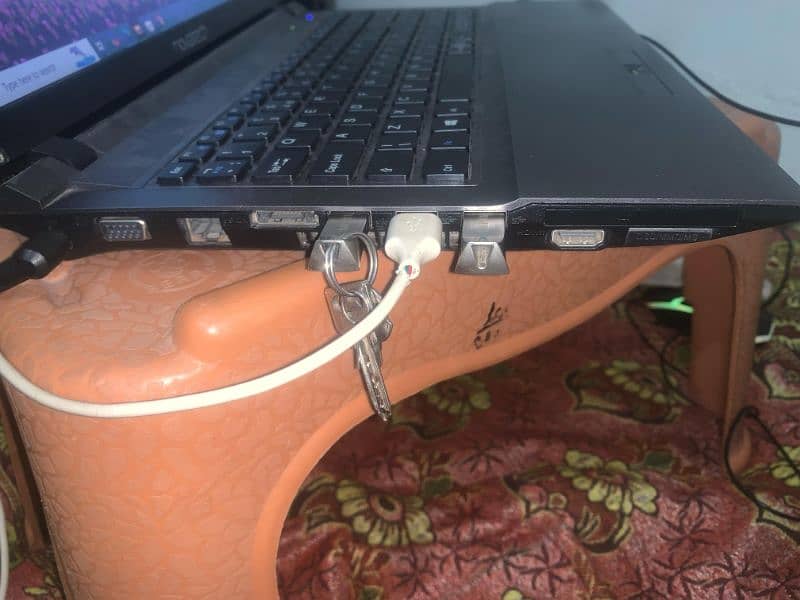 i3 4th generation laptop 12