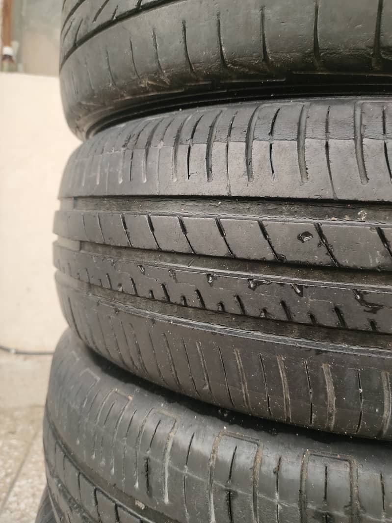 4 use tyers-185/65 R 15 4
