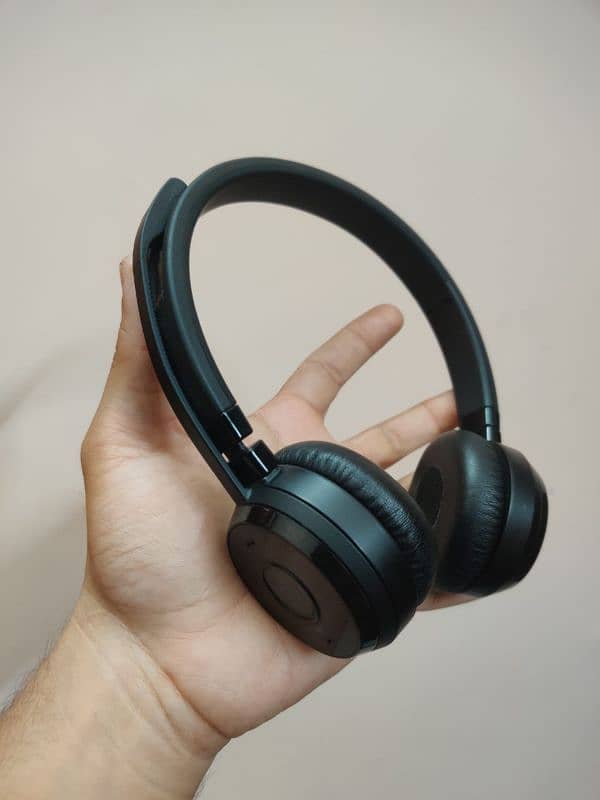 jabra evolve ho 65 Wireless on Ear Headphones 2