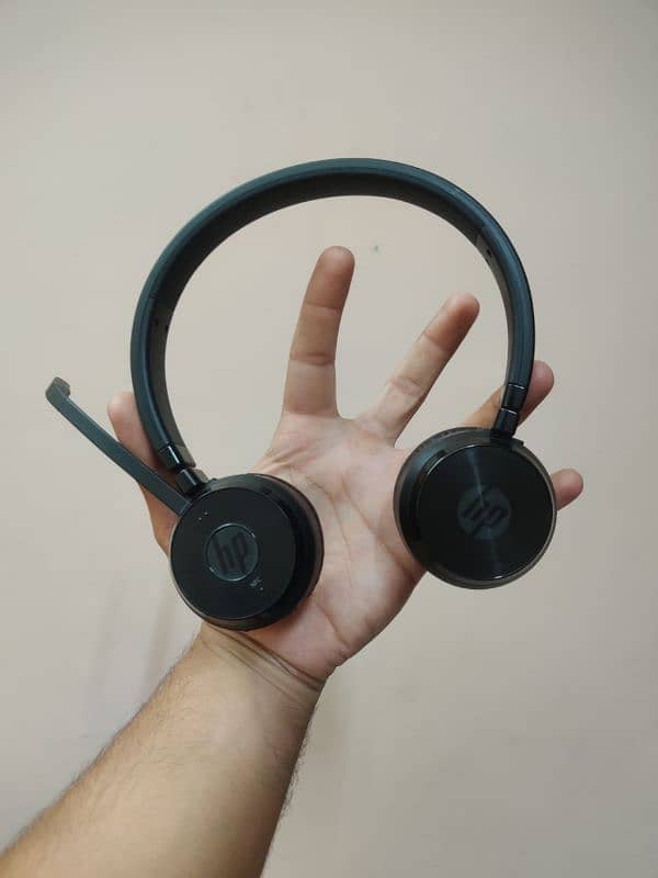 jabra evolve ho 65 Wireless on Ear Headphones 3