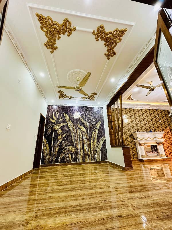 1 Kanal Brand New Dubble storey house available for sale in Pgechs phase 2 Mzyle Chowk college Road Lahore 11